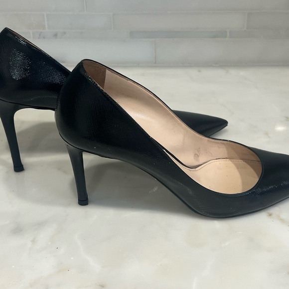 PRADA Saffiano textured patent leather pumps - Picture 2 of 7